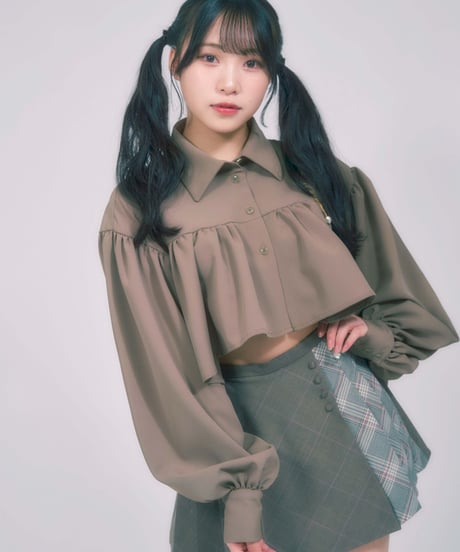 クロップド　ギャザーBL  / LL25BL02 BLACK