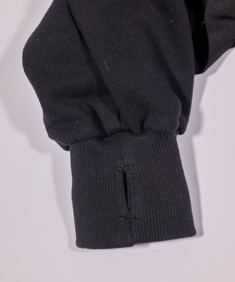 フリルスウェットパーカー / LL25OPK01 BLACK