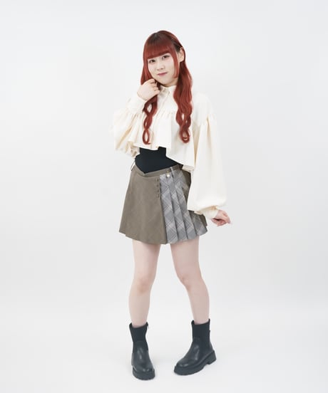 クロップド　ギャザーBL  / LL25BL02 BLACK