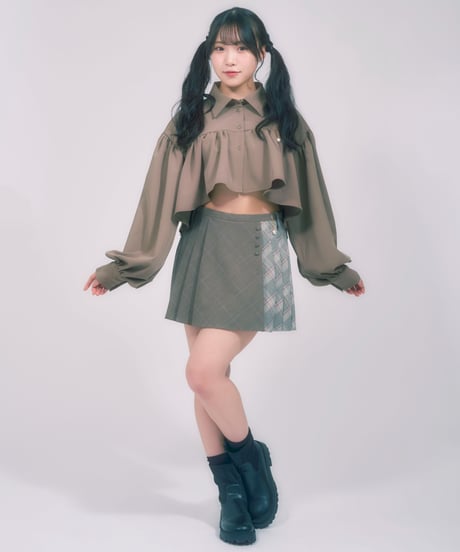 クロップド　ギャザーBL  / LL25BL02 BLACK