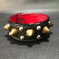 Leather Stud Wristband /2-1 high conical
