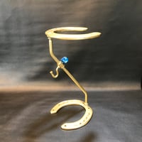 HORSE SHOE HELMET STAND /GL