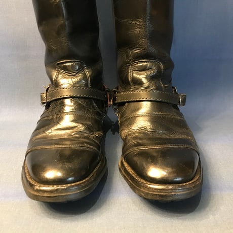 BOOTS STRAP plane
