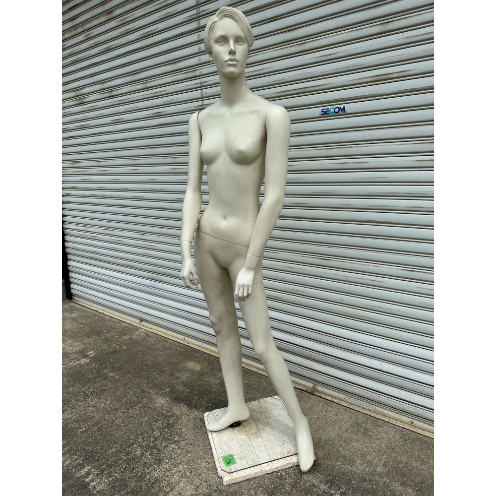 ヘッドマネキン　貯金箱　置物　スペースエイジ　vモダン　オブジェ　アート顔 ヘッドマネキン 貯金箱 置物 スペースエイジ vモダン オブジェ