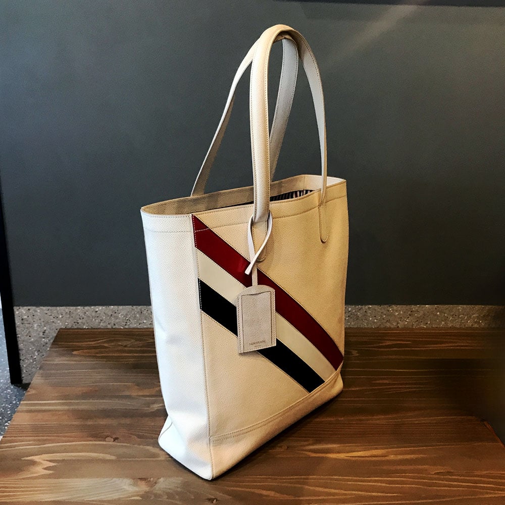 美品)THOM BROWNEトムブラウン レザートートバッグ(送料別途 美品)THOM BROWNEトムブラウン レザートートバッグ(送料別途
