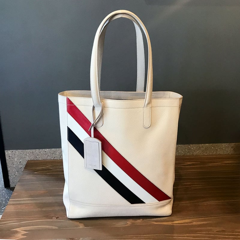 未使用 Thom Browne トートバッグ 美品)THOM BROWNEトムブラウン レザートートバッグ（送料別途