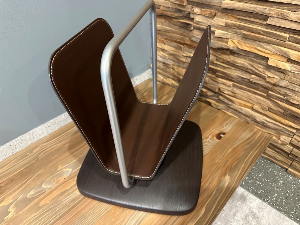 calligaris カリガリス 本革マガジンラック イタリア製 ブラウンレザー calligaris カリガリス 本革マガジンラック イタリア製 ブラウン