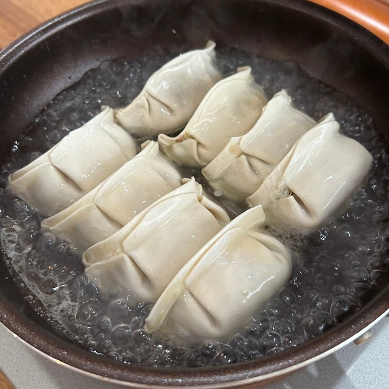 期間限定直売所価格】大粒冷凍餃子くくみら 御輿（にんにく入り）40個