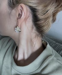 MANON / Earrings Gold