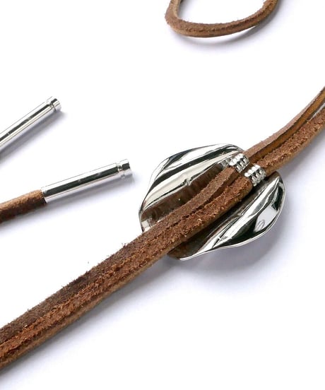 ANEMONE / Leather Necklace Silver