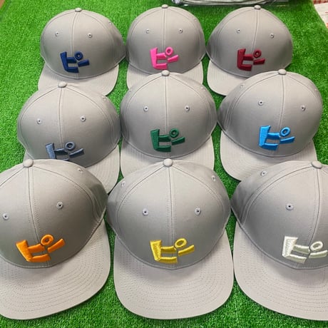 “ピー”フラットCAP🌈18周年記念カラー🌈※１点ずつのみ