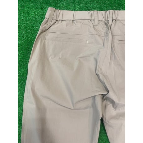 《P'MAS×Karl Helmut》レジャー生地パンツ