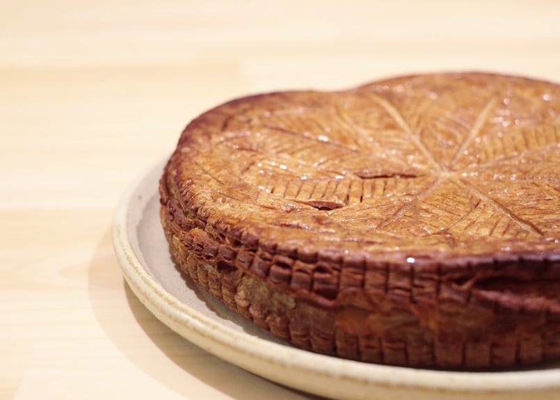 おまとめ専用　フェーブ　ガレット・デ・ロワ　4個 期間限定】フランスの伝統菓子 ガレット・デ・ロワ – GINZA SIX