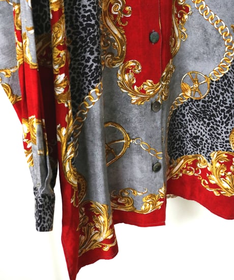 Chain Printed Red Shirt