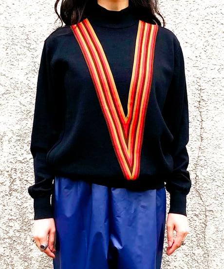 Art Deco V Stripe Knit