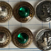 ピアス
