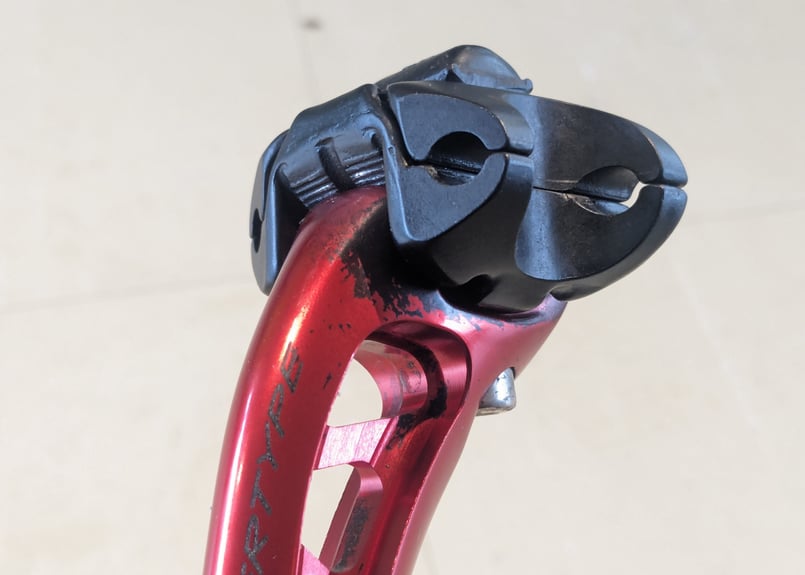 中古】MICHE SUPERTYPE シートポスト 27.2 レッド エアロシートポスト |