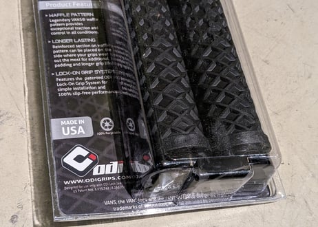 【新品】ODI VANS LOCK ON GRIP ロックオングリップ ブラック