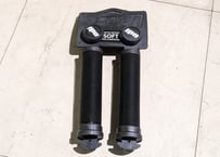 【新品】ODI LONG NECK GRIP SOFT COMPOUND グリップ ブラック