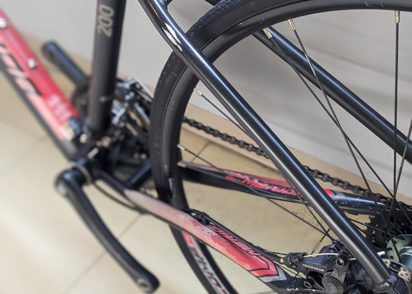 中古】MERIDA CROSSWA200-MD クロスバイク ディスクブレーキ ブラック