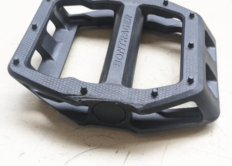 【中古】 BONTRAGER LINE COMP ペダル ブラック ナイロンボディ