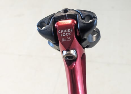 【中古】MICHE SUPERTYPE シートポスト 27.2 レッド エアロシートポスト