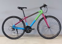 【中古】GIANT SEEK R3 クロスバイク マルチカラー タイヤ新品サイズアップ