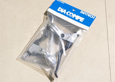 【新品】DIA COMPE SS-6 ブレーキレバー Black Silver 左右ペア