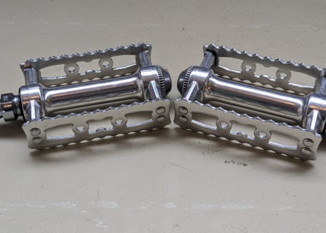 【中古】MKS SYLVAN TOURING ぺダル シルバー
