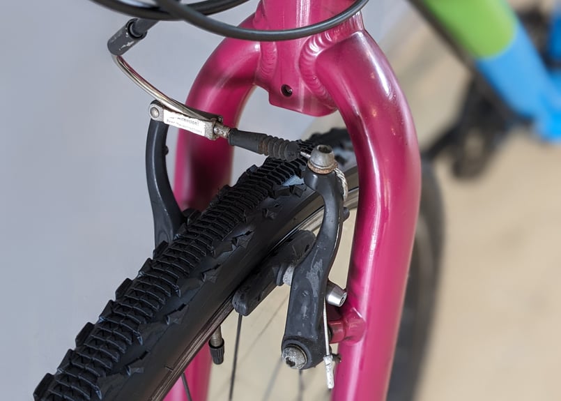 中古】GIANT SEEK R3 クロスバイク マルチカラー タイヤ新品サイズ