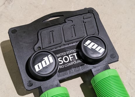 【新品】ODI LONG NECK GRIP SOFT COMPOUND グリップ グリーン