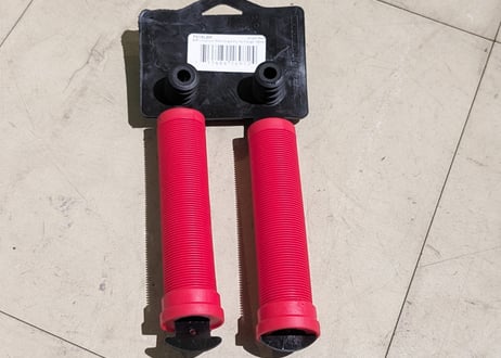 【新品】ODI LONG NECK GRIP SOFT COMPOUND グリップ レッド