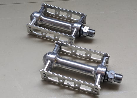 【中古】MKS SYLVAN TOURING ぺダル シルバー