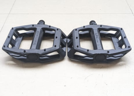 【中古】 BONTRAGER LINE COMP ペダル ブラック ナイロンボディ