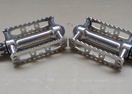 【中古】MKS SYLVAN TOURING ぺダル シルバー