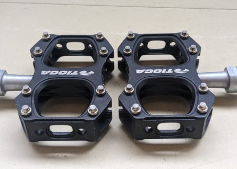 【中古】TIOGA Shure Foot8 ペダル ブラック