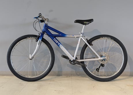 【中古】CANNONDALE KILLER V 900 マウンテンバイク DEOREハイブリット 1×10速