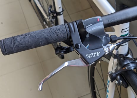 【中古】BASSO LESMO フラットバーロードバイク ホワイト クロモリ