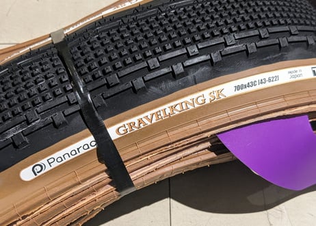【新品】PANARACER GRAVEL KING SK 700×43c タイヤ アメサイド