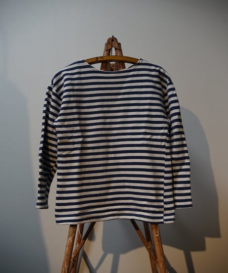 ~00s French navy Basque shirt
