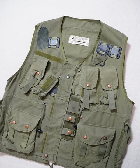 1990s Canadian army tactical vest