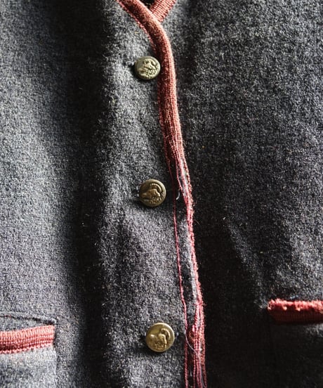 1960s Tyrolean wool vest “animal button“