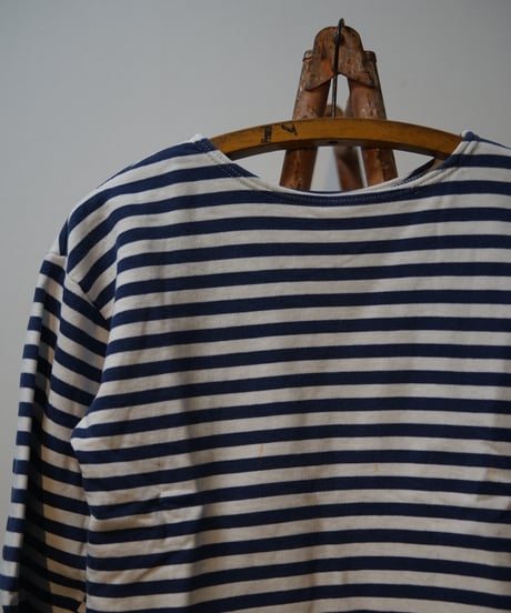 ~00s French navy Basque shirt