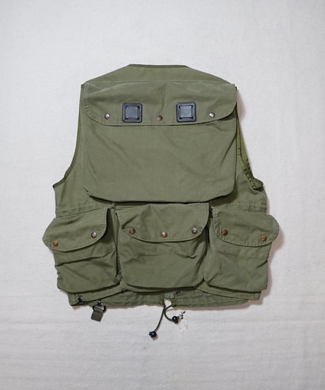 1990s Canadian army tactical vest