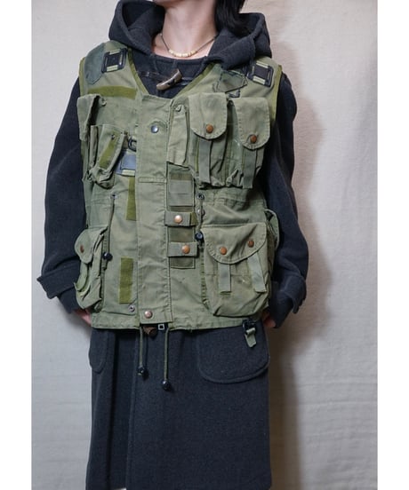 1990s Canadian army tactical vest