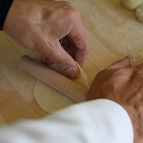 餃子の元博千年の手包み冷凍ニラ餃子20個入り