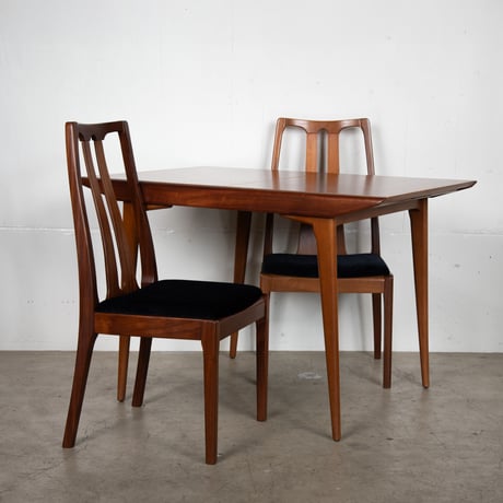 CATEGORY Chair | 池田堂