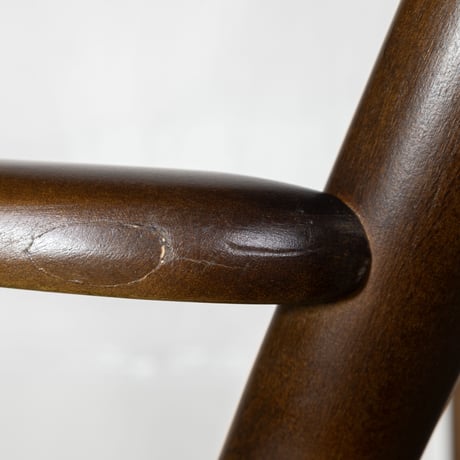 ERCOL クエーカーアームチェア（クッション付き）