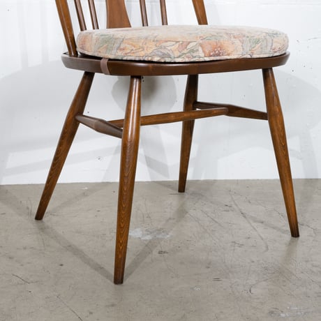ERCOL スワンチェア（クッション付き）