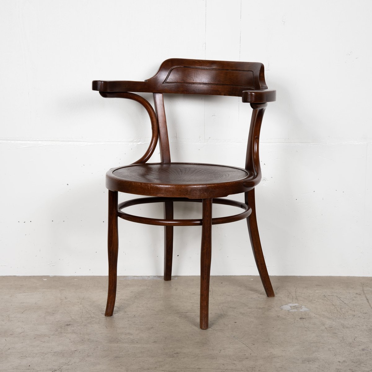 ベントウッドアームチェア オーストリア | 池田堂